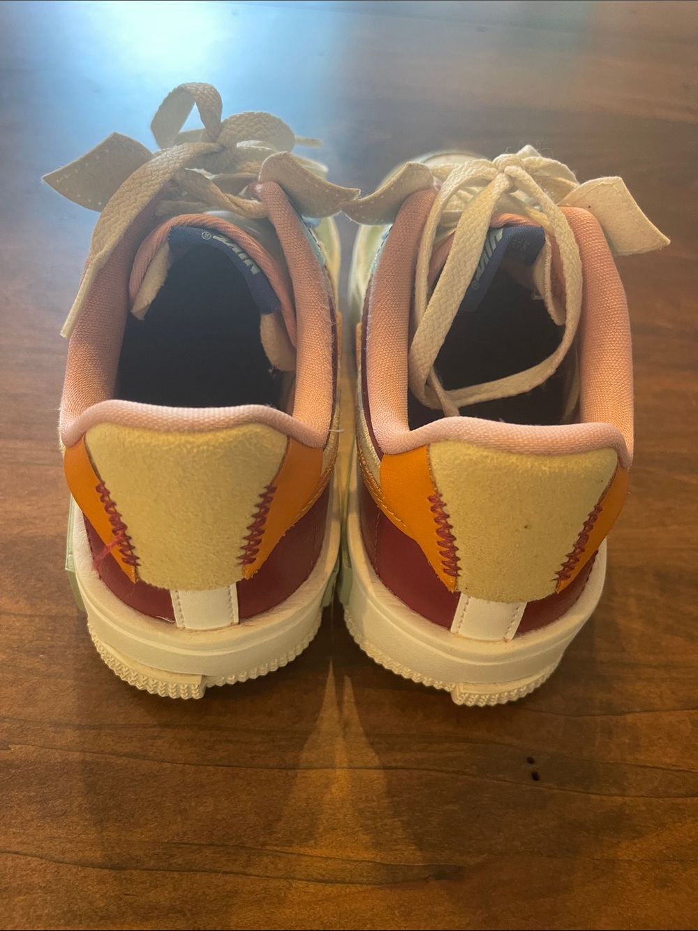 Nike Multicolor Pastel Panel Low-Top Sneakers - excellent condition size 6 - Picture 3 of 5
